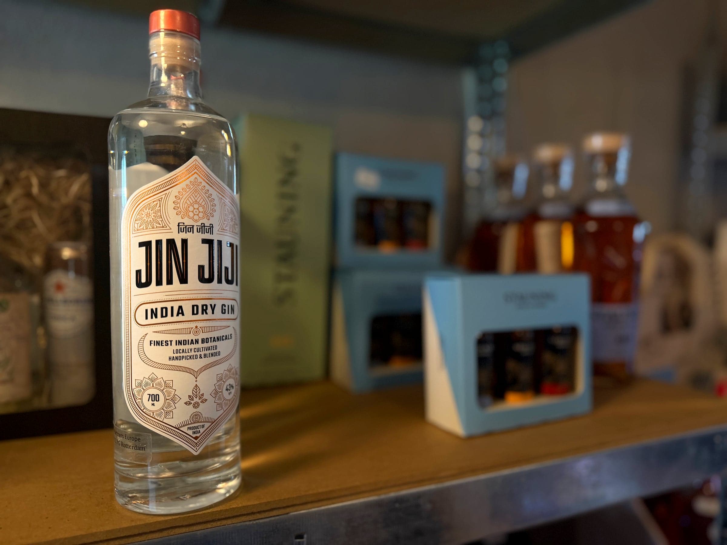 Bottle of Jin Jiji India Dry Gin on the shelf at Gin & Vin Outlet